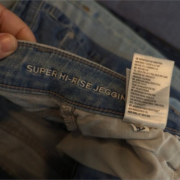 American Eagle Light Wash Super High Rise Super Stretch Jeggings Size 0 - Picture 8 of 8